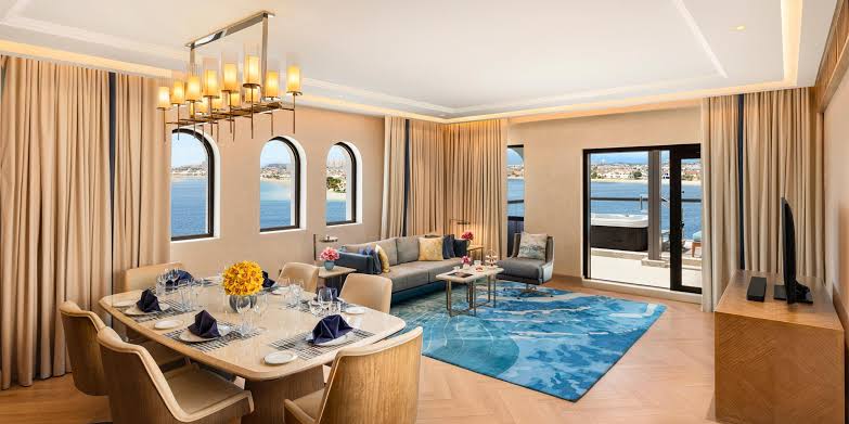 Executive Ocean Suite 201